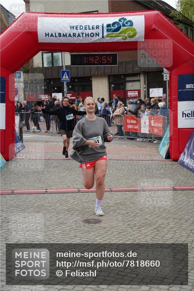 04.05.2025 - 8. Wedeler Halbmarathon Felixshl http://msf.ph/oto/7818660 04.05.2025 11:42:51 Ziel 991, 1014 meine-sportfotos.de