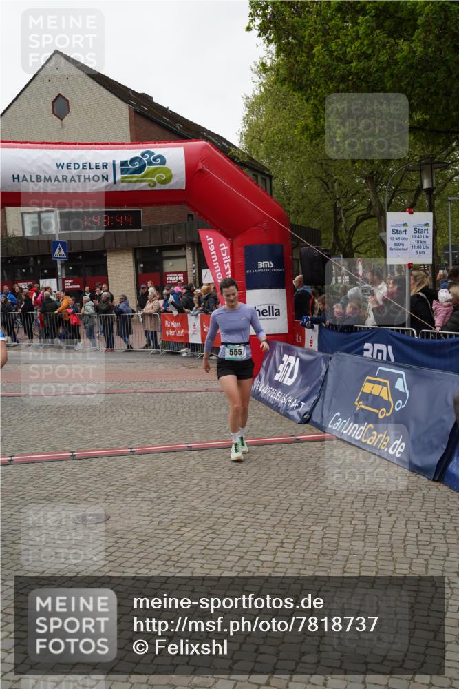04.05.2025 - 8. Wedeler Halbmarathon Felixshl http://msf.ph/oto/7818737 04.05.2025 11:43:42 Ziel 175, 555, 882 meine-sportfotos.de