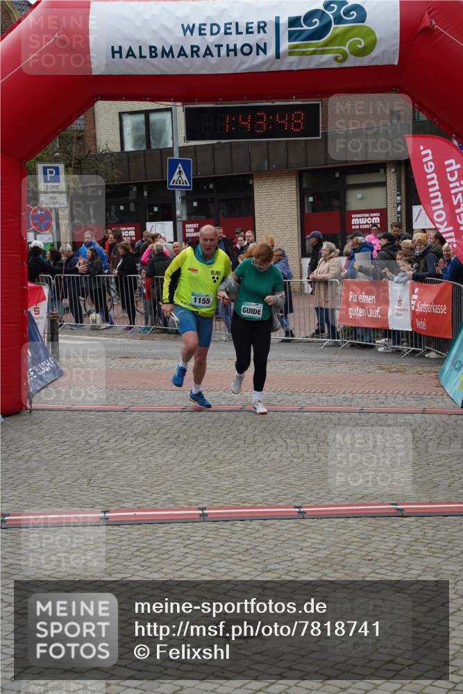 04.05.2025 - 8. Wedeler Halbmarathon Felixshl http://msf.ph/oto/7818741 04.05.2025 11:43:46 Ziel 555, 854, 1155 meine-sportfotos.de