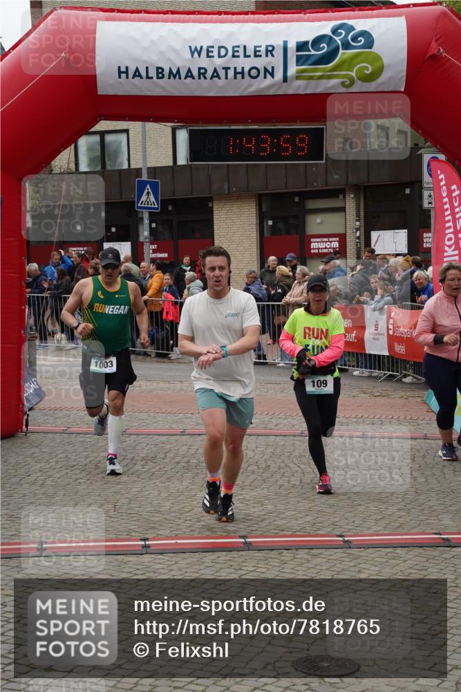 04.05.2025 - 8. Wedeler Halbmarathon Felixshl http://msf.ph/oto/7818765 04.05.2025 11:43:57 Ziel 10, 109, 264, 587, 665, 667, 1003, 1106 meine-sportfotos.de