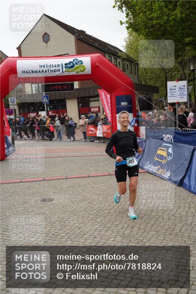 04.05.2025 - 8. Wedeler Halbmarathon Felixshl http://msf.ph/oto/7818824 04.05.2025 11:44:39 Ziel 402 meine-sportfotos.de