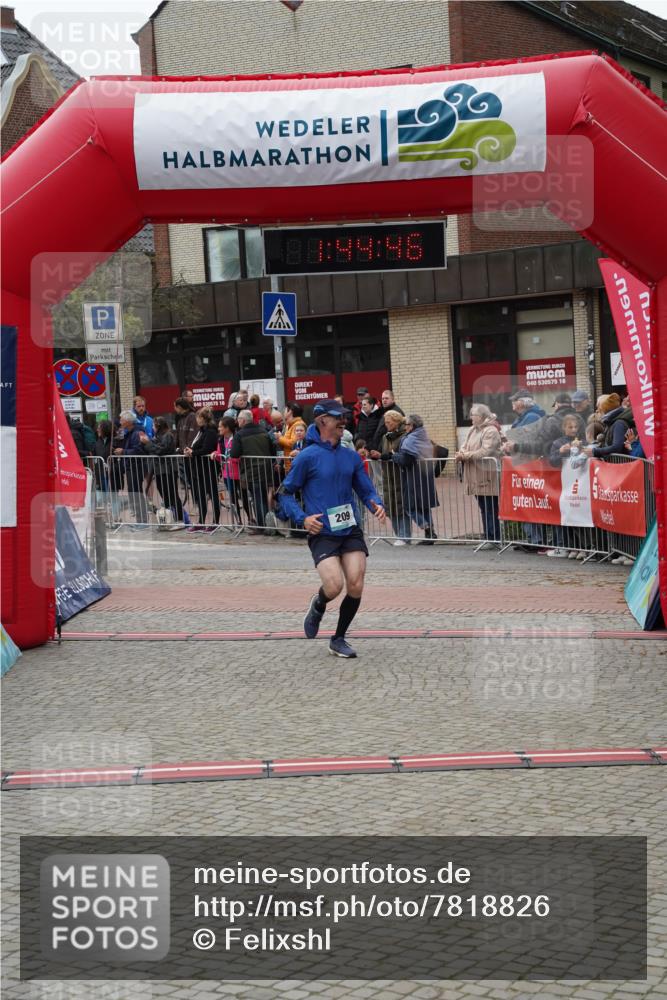 04.05.2025 - 8. Wedeler Halbmarathon Felixshl http://msf.ph/oto/7818826 04.05.2025 11:44:44 Ziel 209 meine-sportfotos.de