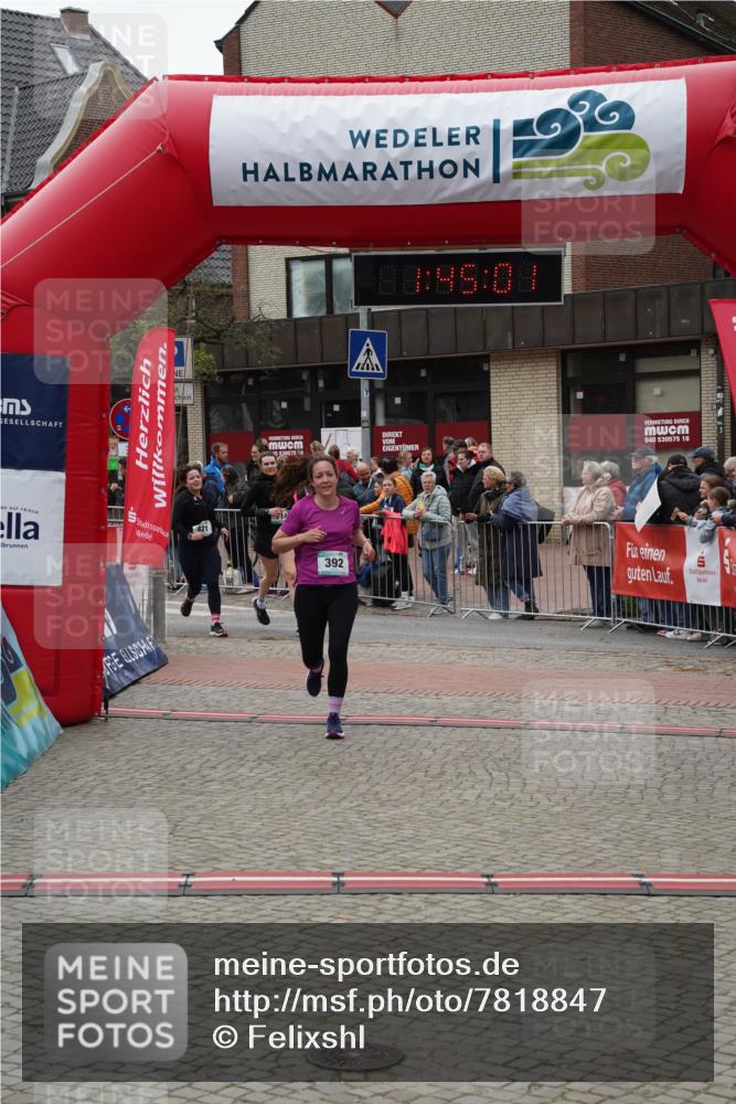 04.05.2025 - 8. Wedeler Halbmarathon Felixshl http://msf.ph/oto/7818847 04.05.2025 11:44:59 Ziel 392, 421, 714 meine-sportfotos.de