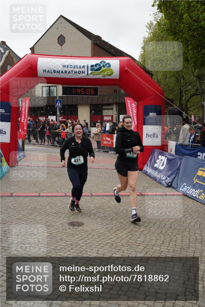 04.05.2025 - 8. Wedeler Halbmarathon Felixshl http://msf.ph/oto/7818862 04.05.2025 11:45:03 Ziel 392, 421, 714 meine-sportfotos.de