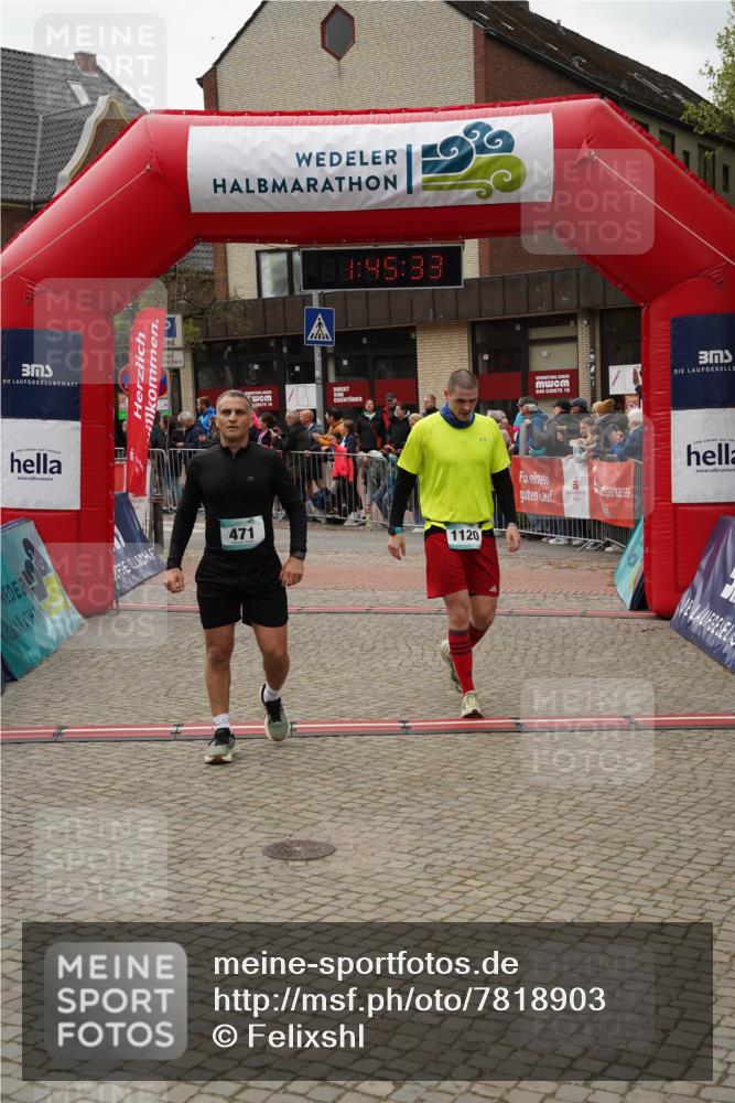 04.05.2025 - 8. Wedeler Halbmarathon Felixshl http://msf.ph/oto/7818903 04.05.2025 11:45:31 Ziel 471, 808, 1120 meine-sportfotos.de