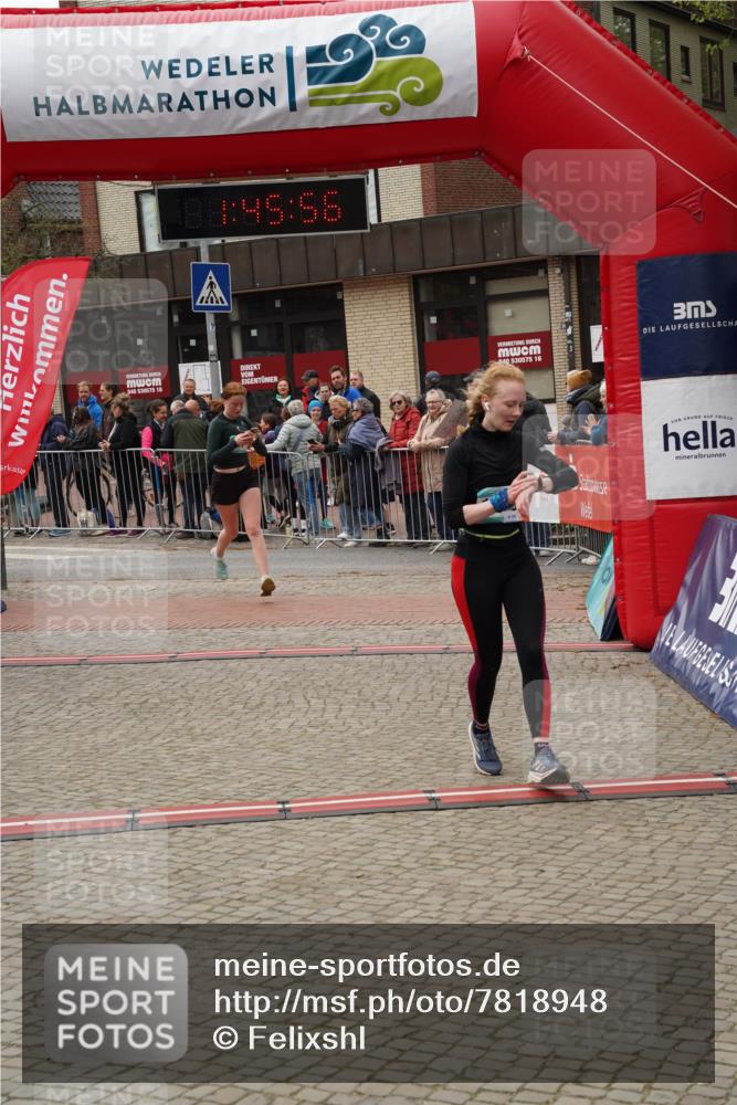 04.05.2025 - 8. Wedeler Halbmarathon Felixshl http://msf.ph/oto/7818948 04.05.2025 11:45:54 Ziel 292, 541, 1179 meine-sportfotos.de