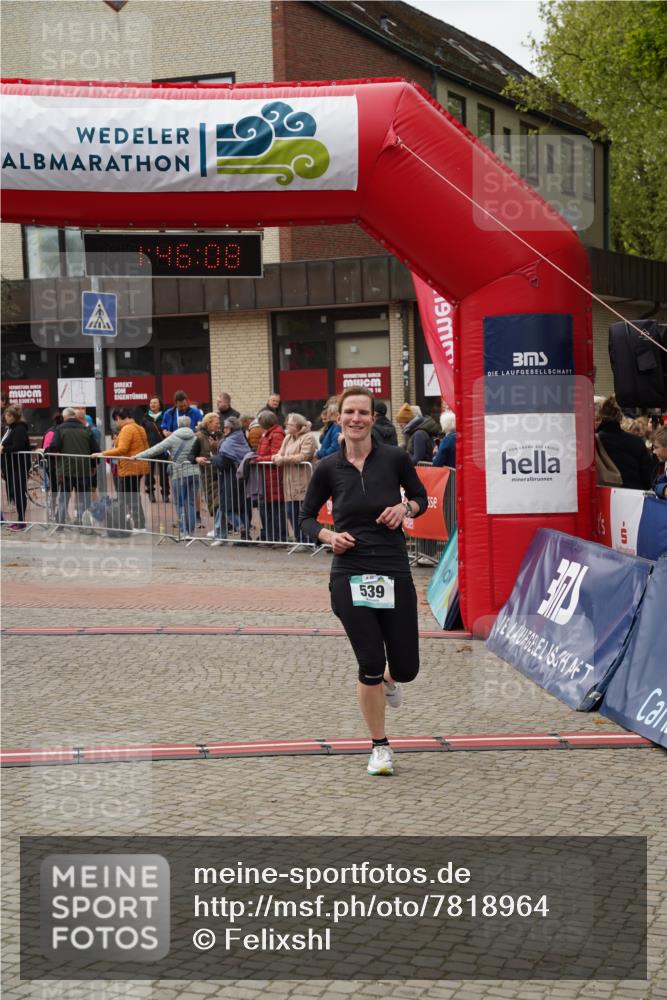 04.05.2025 - 8. Wedeler Halbmarathon Felixshl http://msf.ph/oto/7818964 04.05.2025 11:46:06 Ziel 539 meine-sportfotos.de