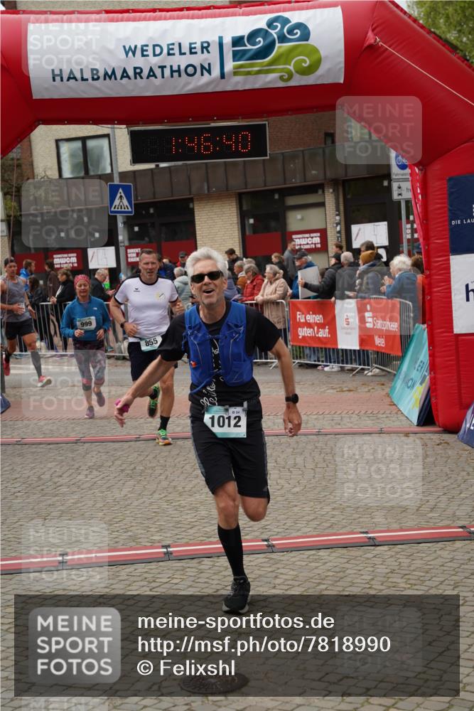04.05.2025 - 8. Wedeler Halbmarathon Felixshl http://msf.ph/oto/7818990 04.05.2025 11:46:38 Ziel 851, 855, 945, 999, 1012 meine-sportfotos.de