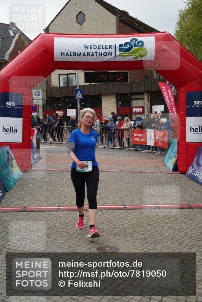 04.05.2025 - 8. Wedeler Halbmarathon Felixshl http://msf.ph/oto/7819050 04.05.2025 11:47:10 Ziel 243, 866, 972 meine-sportfotos.de