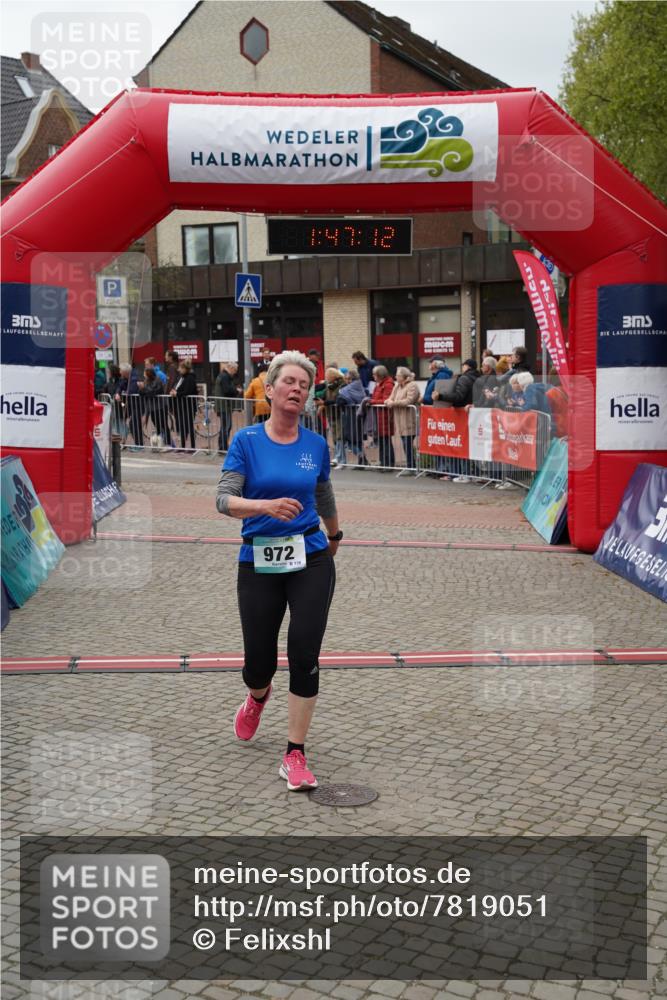 04.05.2025 - 8. Wedeler Halbmarathon Felixshl http://msf.ph/oto/7819051 04.05.2025 11:47:10 Ziel 243, 866, 972 meine-sportfotos.de