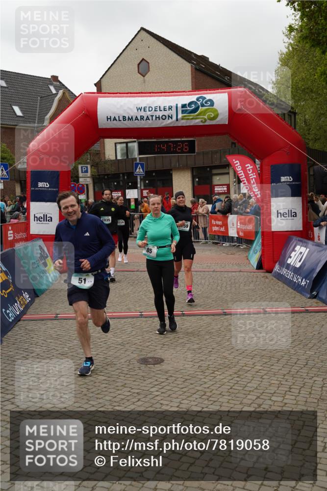 04.05.2025 - 8. Wedeler Halbmarathon Felixshl http://msf.ph/oto/7819058 04.05.2025 11:47:24 Ziel 51, 85, 1031, 1035, 1114, 1159 meine-sportfotos.de