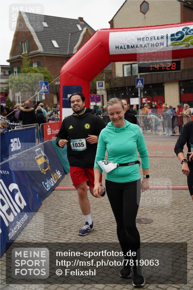 04.05.2025 - 8. Wedeler Halbmarathon Felixshl http://msf.ph/oto/7819063 04.05.2025 11:47:26 Ziel 51, 85, 1031, 1035, 1114, 1159 meine-sportfotos.de