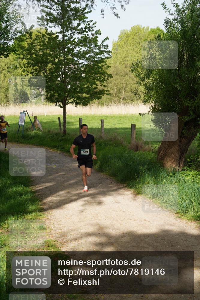 04.05.2025 - 8. Wedeler Halbmarathon Felixshl http://msf.ph/oto/7819146 04.05.2025 10:01:02 Laufen 589 meine-sportfotos.de