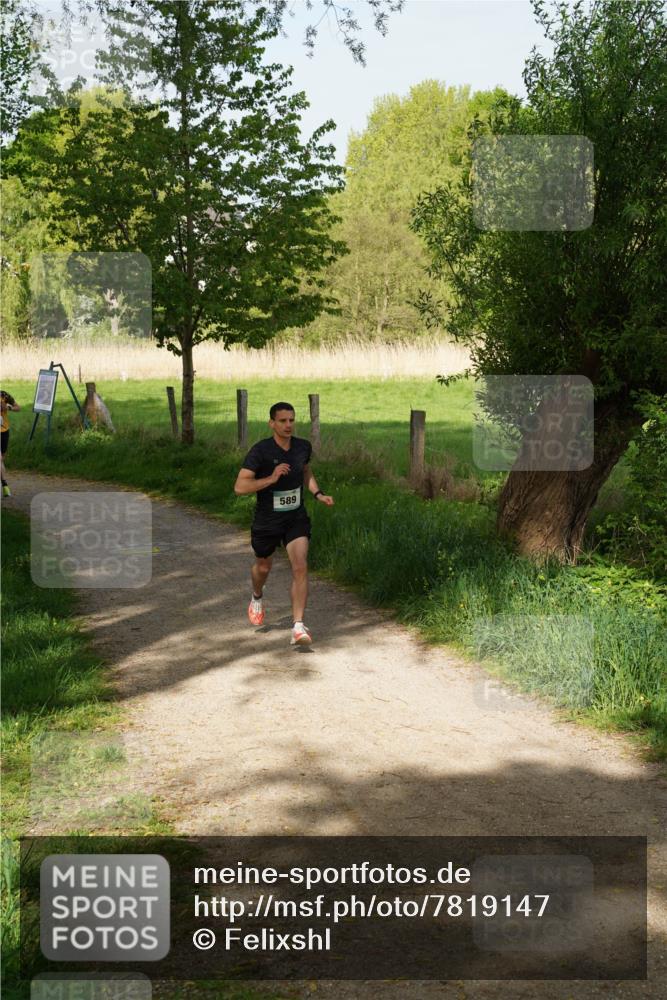 04.05.2025 - 8. Wedeler Halbmarathon Felixshl http://msf.ph/oto/7819147 04.05.2025 10:01:02 Laufen 589 meine-sportfotos.de