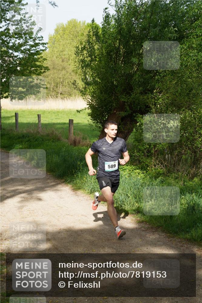 04.05.2025 - 8. Wedeler Halbmarathon Felixshl http://msf.ph/oto/7819153 04.05.2025 10:01:03 Laufen 589 meine-sportfotos.de