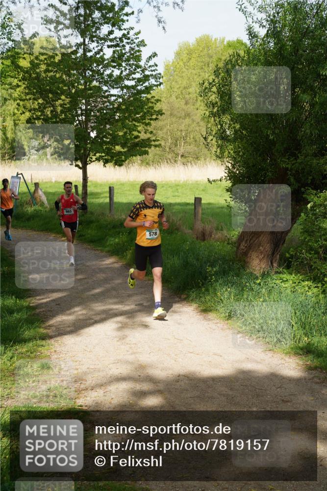 04.05.2025 - 8. Wedeler Halbmarathon Felixshl http://msf.ph/oto/7819157 04.05.2025 10:01:06 Laufen 993, 578 meine-sportfotos.de