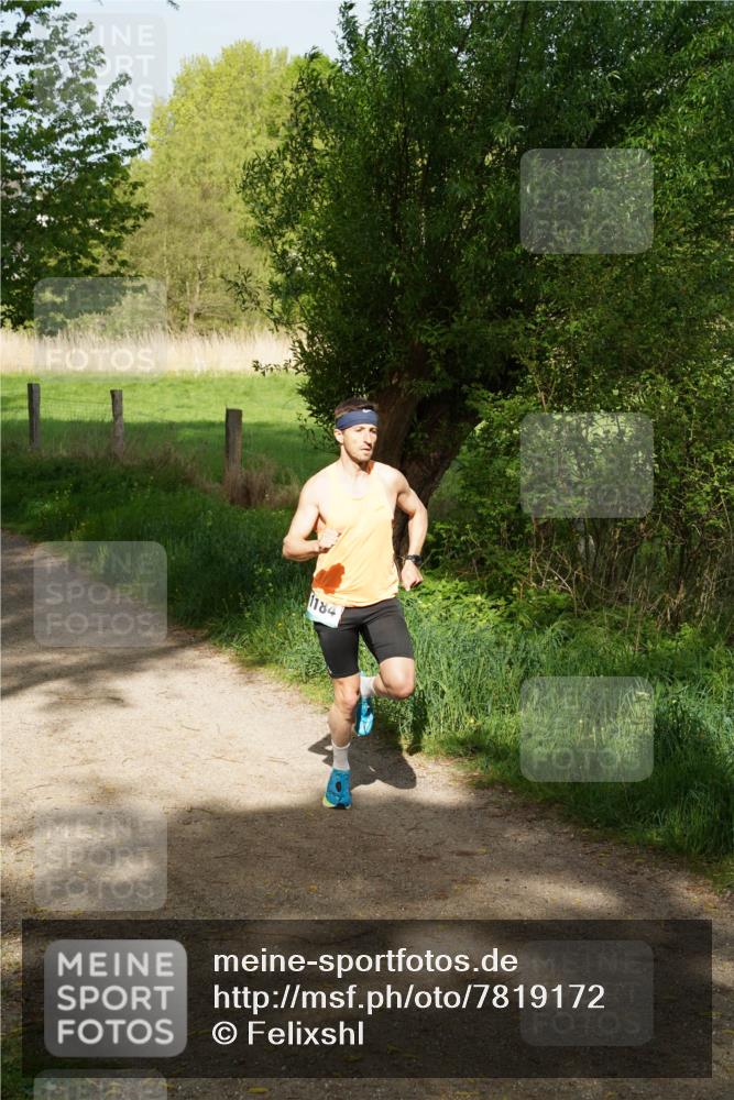 04.05.2025 - 8. Wedeler Halbmarathon Felixshl http://msf.ph/oto/7819172 04.05.2025 10:01:11 Laufen 1184 meine-sportfotos.de