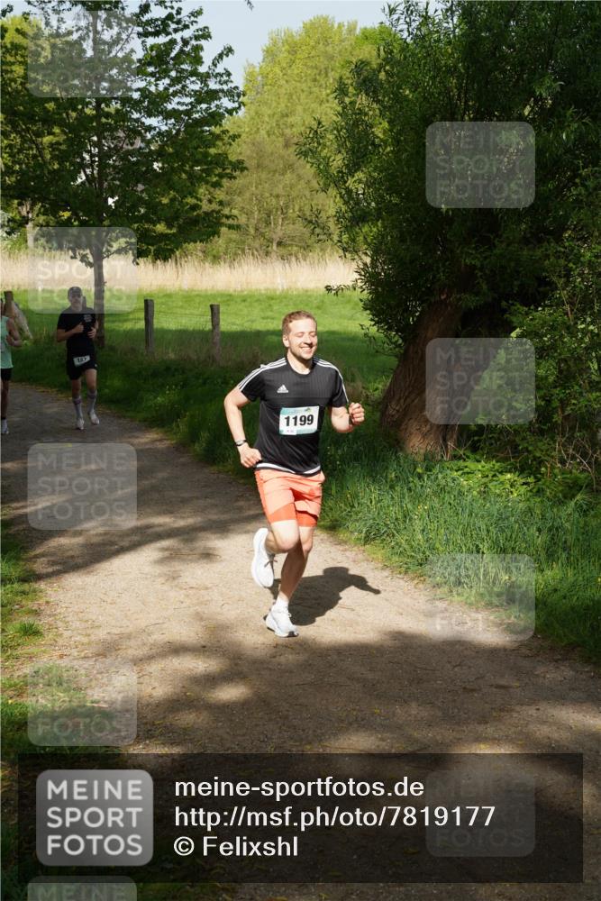 04.05.2025 - 8. Wedeler Halbmarathon Felixshl http://msf.ph/oto/7819177 04.05.2025 10:01:12 Laufen 187, 1199 meine-sportfotos.de