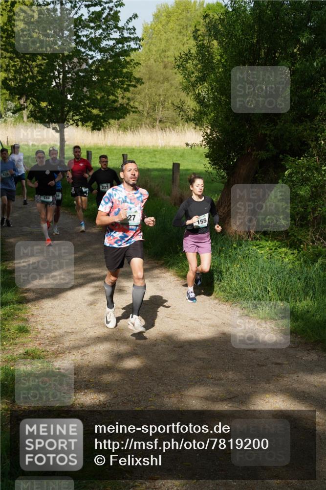 04.05.2025 - 8. Wedeler Halbmarathon Felixshl http://msf.ph/oto/7819200 04.05.2025 10:01:20 Laufen 159, 188, 59, 237, 27, 155 meine-sportfotos.de