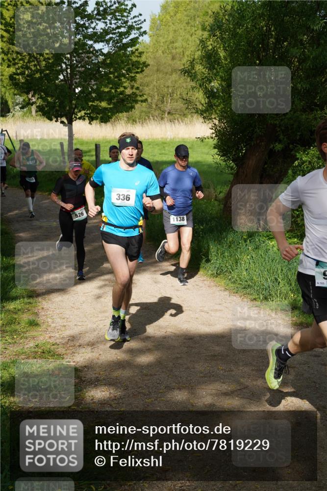 04.05.2025 - 8. Wedeler Halbmarathon Felixshl http://msf.ph/oto/7819229 04.05.2025 10:01:30 Laufen 526, 336, 1138, 103 meine-sportfotos.de