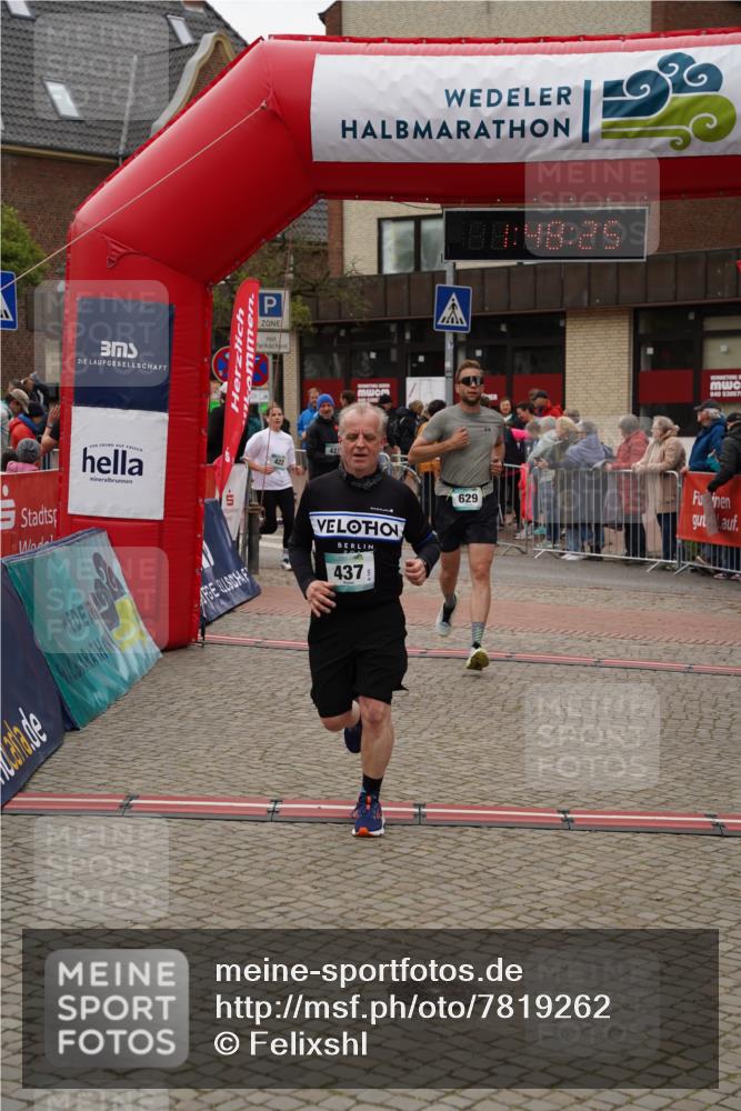 04.05.2025 - 8. Wedeler Halbmarathon Felixshl http://msf.ph/oto/7819262 04.05.2025 11:48:23 Ziel 437, 629 meine-sportfotos.de