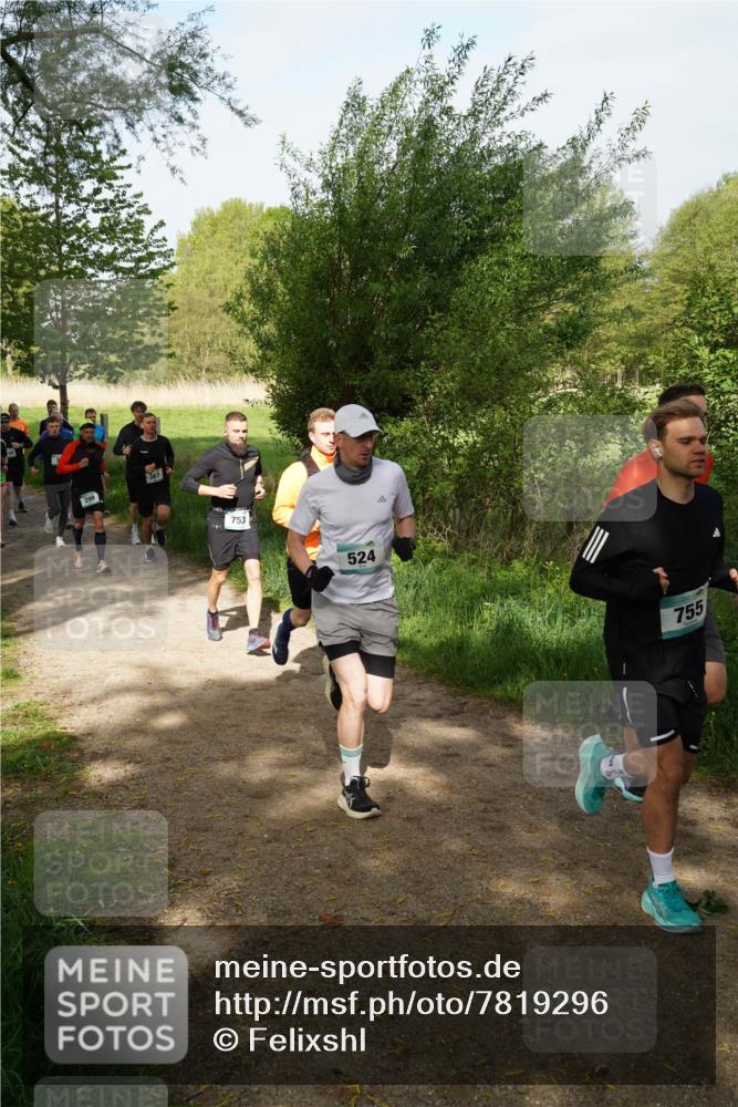 04.05.2025 - 8. Wedeler Halbmarathon Felixshl http://msf.ph/oto/7819296 04.05.2025 10:01:47 Laufen 299, 367, 753, 524, 755 meine-sportfotos.de