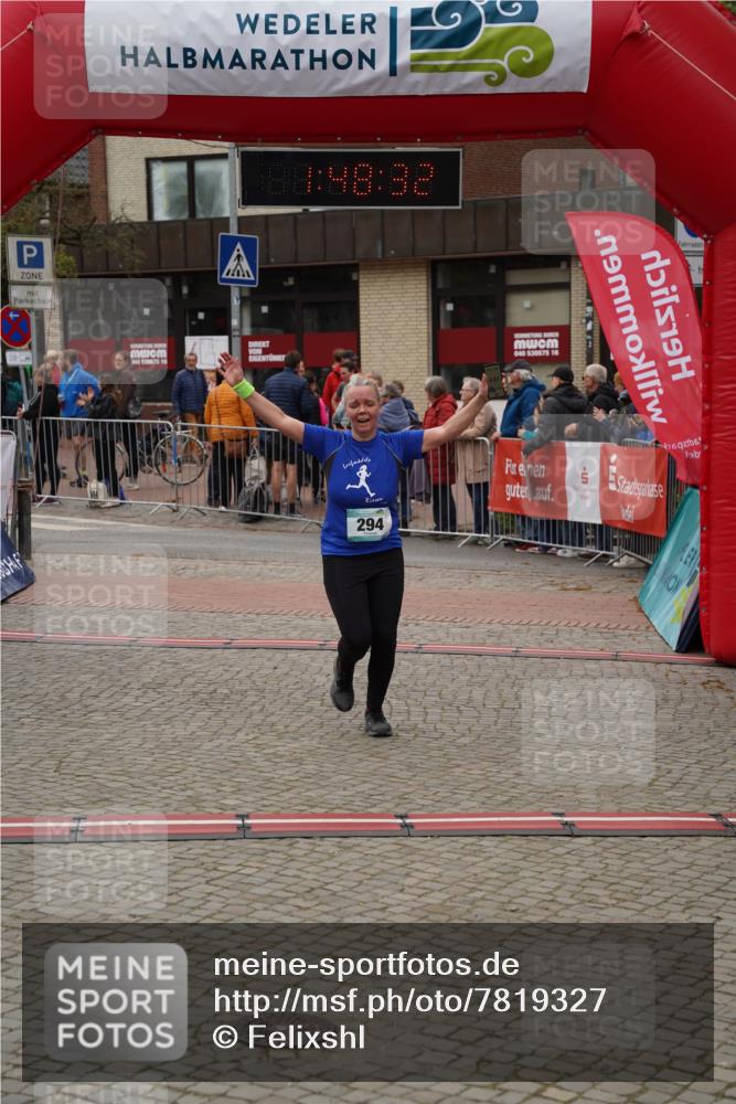 04.05.2025 - 8. Wedeler Halbmarathon Felixshl http://msf.ph/oto/7819327 04.05.2025 11:48:30 Ziel 294 meine-sportfotos.de