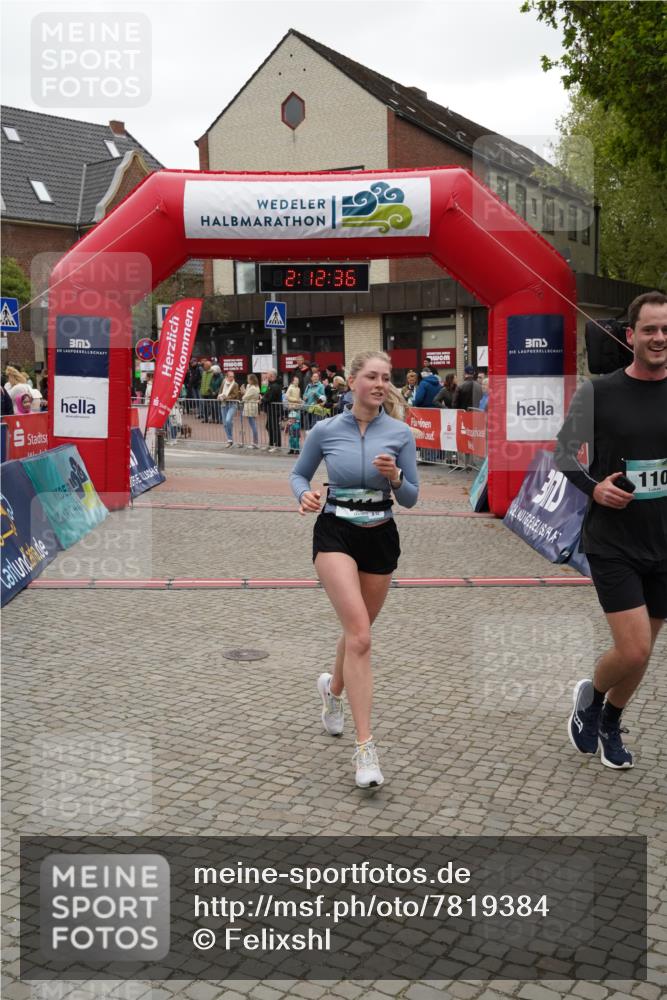 04.05.2025 - 8. Wedeler Halbmarathon Felixshl http://msf.ph/oto/7819384 04.05.2025 12:12:33 Ziel 110, 111 meine-sportfotos.de