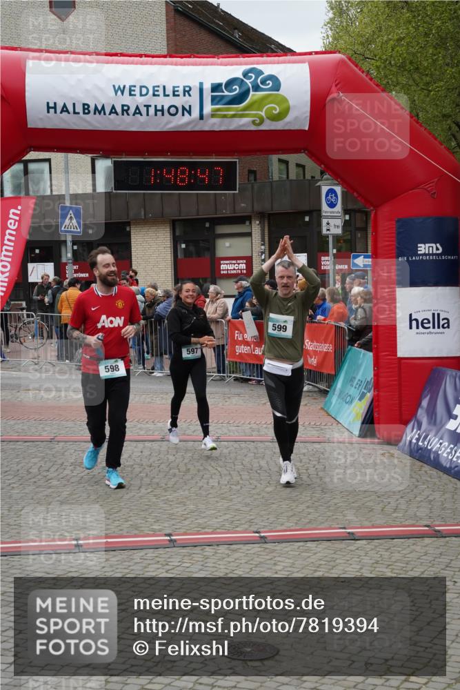 04.05.2025 - 8. Wedeler Halbmarathon Felixshl http://msf.ph/oto/7819394 04.05.2025 11:48:45 Ziel 540, 597, 598, 599 meine-sportfotos.de