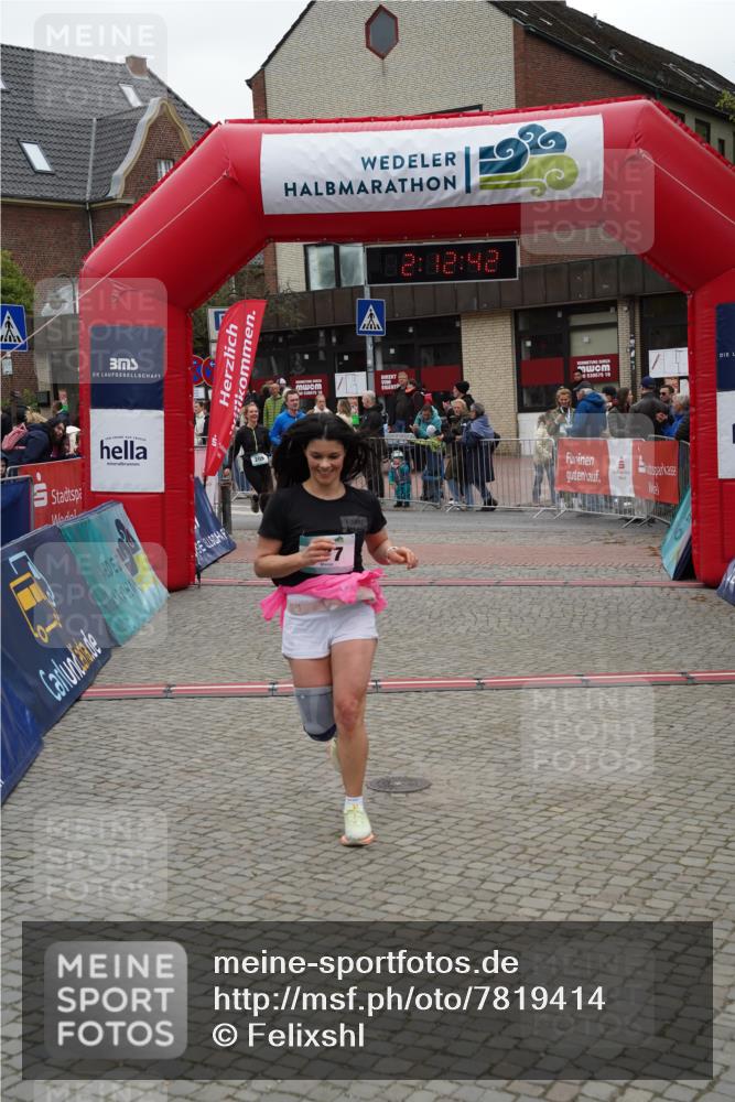 04.05.2025 - 8. Wedeler Halbmarathon Felixshl http://msf.ph/oto/7819414 04.05.2025 12:12:39 Ziel 183, 205, 477 meine-sportfotos.de