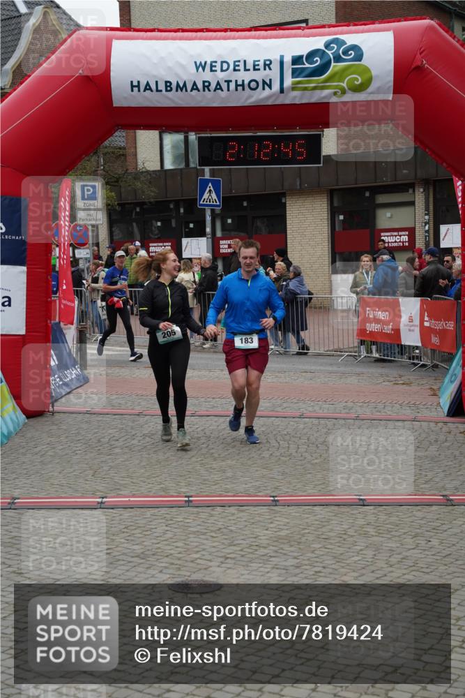 04.05.2025 - 8. Wedeler Halbmarathon Felixshl http://msf.ph/oto/7819424 04.05.2025 12:12:43 Ziel 183, 205, 223, 261, 477 meine-sportfotos.de