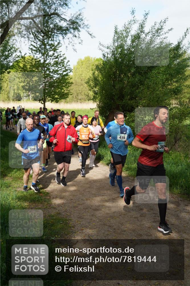 04.05.2025 - 8. Wedeler Halbmarathon Felixshl http://msf.ph/oto/7819444 04.05.2025 10:02:04 Laufen 320, 891, 415, 36 meine-sportfotos.de