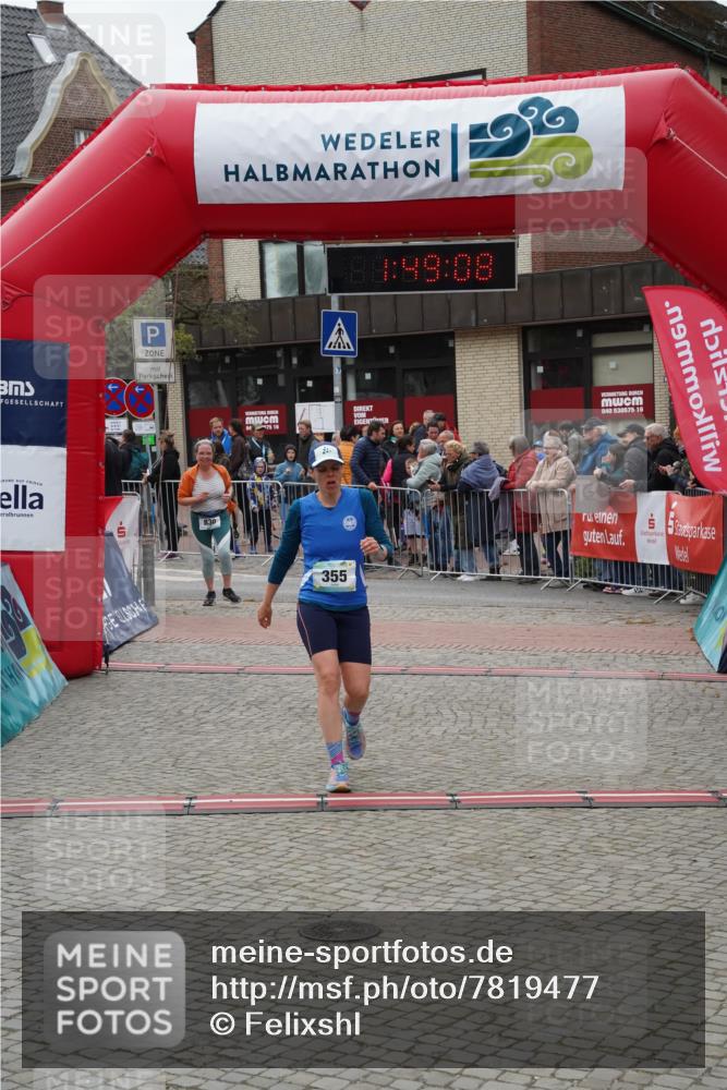 04.05.2025 - 8. Wedeler Halbmarathon Felixshl http://msf.ph/oto/7819477 04.05.2025 11:49:06 Ziel 355, 830 meine-sportfotos.de