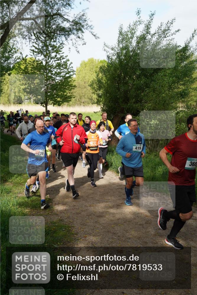 04.05.2025 - 8. Wedeler Halbmarathon Felixshl http://msf.ph/oto/7819533 04.05.2025 10:02:04 Laufen 320, 415, 365 meine-sportfotos.de