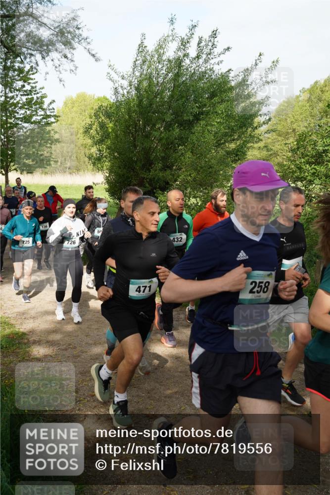 04.05.2025 - 8. Wedeler Halbmarathon Felixshl http://msf.ph/oto/7819556 04.05.2025 10:02:12 Laufen 725, 136, 726, 50, 432, 471, 258 meine-sportfotos.de