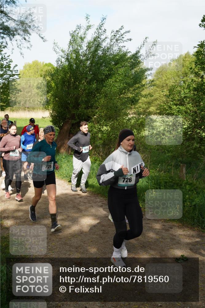 04.05.2025 - 8. Wedeler Halbmarathon Felixshl http://msf.ph/oto/7819560 04.05.2025 10:02:13 Laufen 120, 151, 725, 915, 726 meine-sportfotos.de