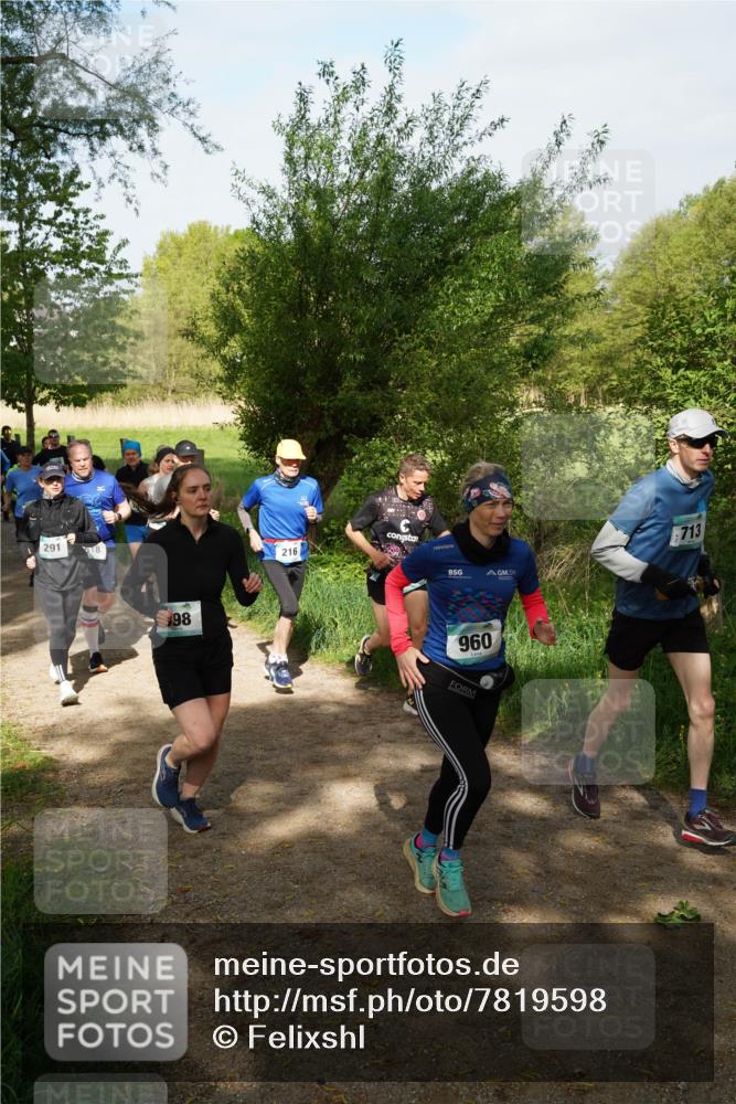 04.05.2025 - 8. Wedeler Halbmarathon Felixshl http://msf.ph/oto/7819598 04.05.2025 10:02:25 Laufen 291, 998, 216, 713, 960 meine-sportfotos.de