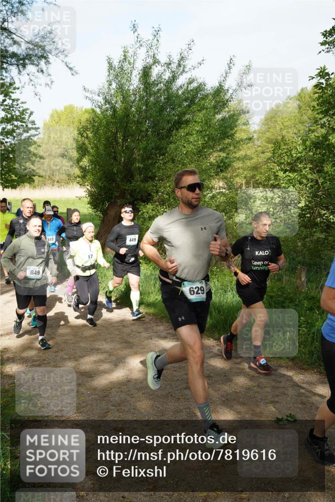 04.05.2025 - 8. Wedeler Halbmarathon Felixshl http://msf.ph/oto/7819616 04.05.2025 10:02:29 Laufen 849, 517, 449, 8, 629 meine-sportfotos.de