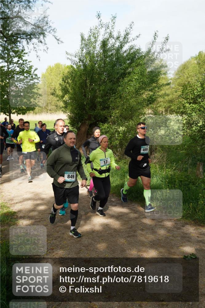 04.05.2025 - 8. Wedeler Halbmarathon Felixshl http://msf.ph/oto/7819618 04.05.2025 10:02:30 Laufen 849, 17, 449 meine-sportfotos.de