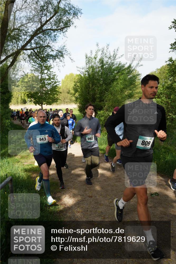 04.05.2025 - 8. Wedeler Halbmarathon Felixshl http://msf.ph/oto/7819629 04.05.2025 10:02:34 Laufen 943, 138, 992, 809 meine-sportfotos.de