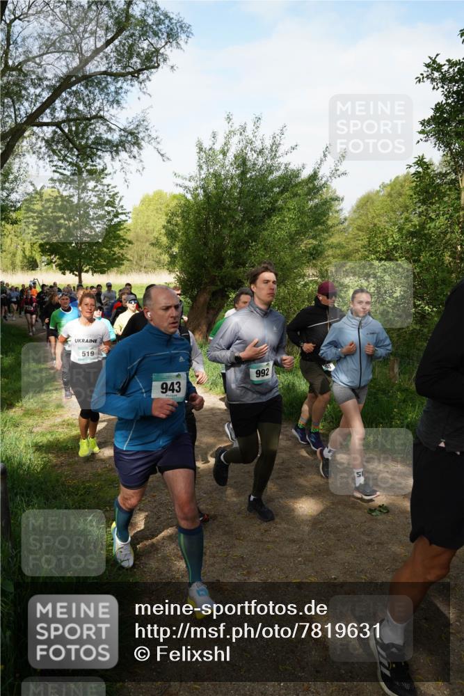 04.05.2025 - 8. Wedeler Halbmarathon Felixshl http://msf.ph/oto/7819631 04.05.2025 10:02:34 Laufen 519, 943, 992 meine-sportfotos.de