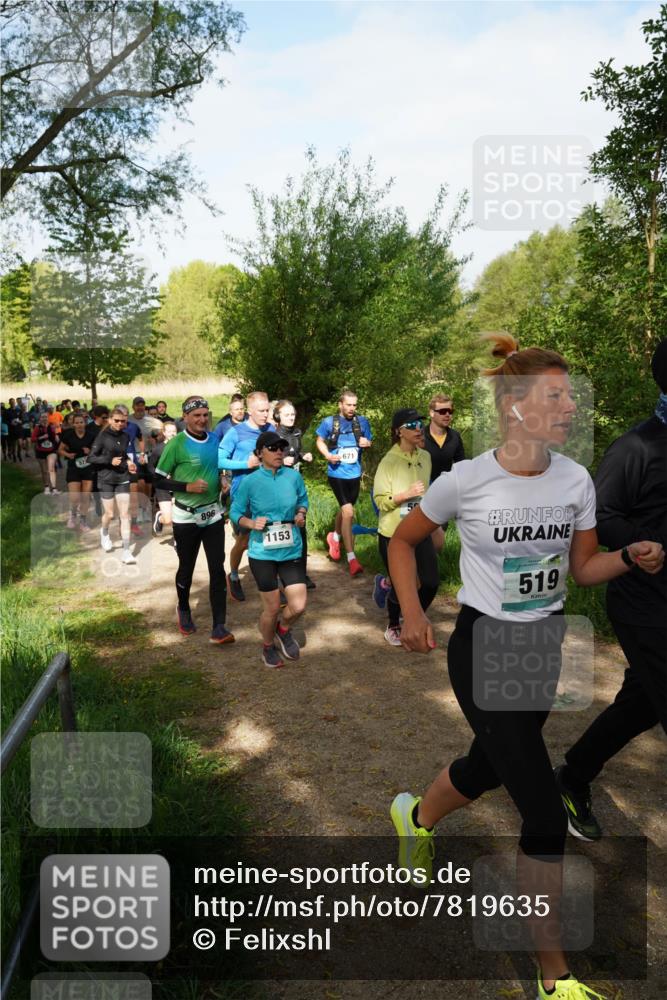 04.05.2025 - 8. Wedeler Halbmarathon Felixshl http://msf.ph/oto/7819635 04.05.2025 10:02:36 Laufen 896, 1153, 671, 519 meine-sportfotos.de