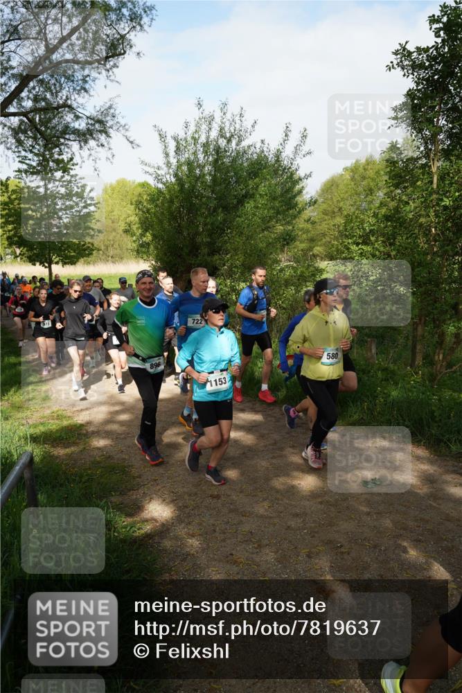 04.05.2025 - 8. Wedeler Halbmarathon Felixshl http://msf.ph/oto/7819637 04.05.2025 10:02:36 Laufen 276, 896, 722, 1153, 580 meine-sportfotos.de
