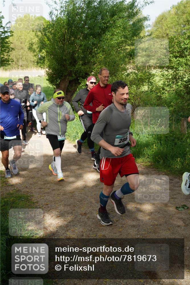 04.05.2025 - 8. Wedeler Halbmarathon Felixshl http://msf.ph/oto/7819673 04.05.2025 10:02:53 Laufen 286 meine-sportfotos.de