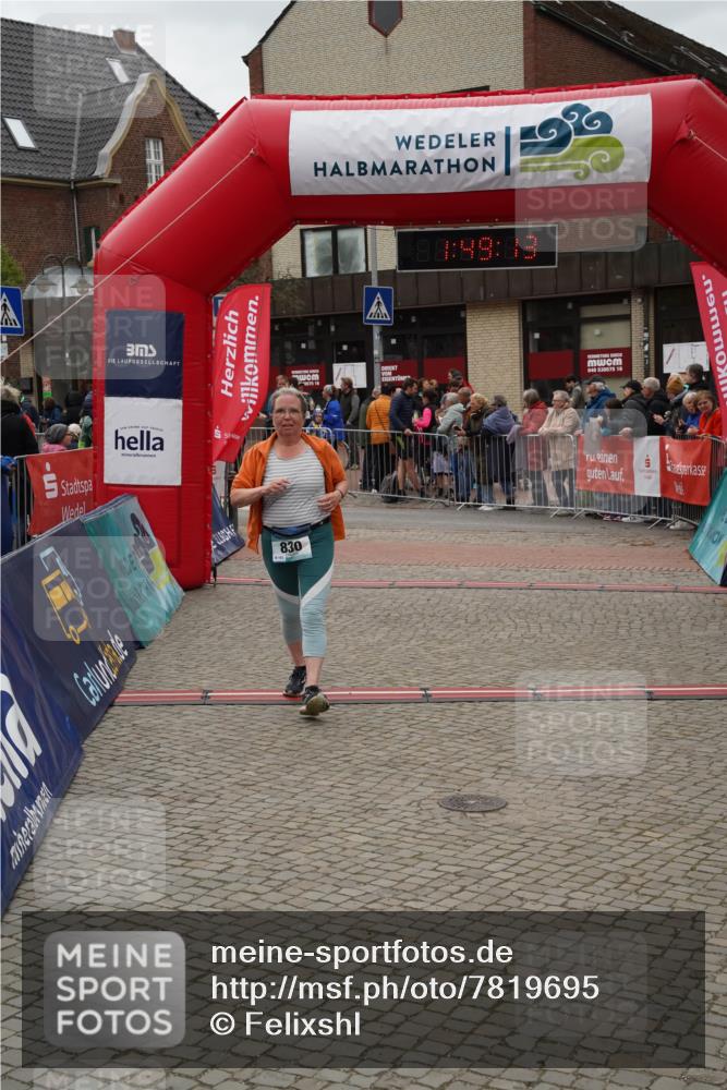 04.05.2025 - 8. Wedeler Halbmarathon Felixshl http://msf.ph/oto/7819695 04.05.2025 11:49:11 Ziel 355, 830 meine-sportfotos.de