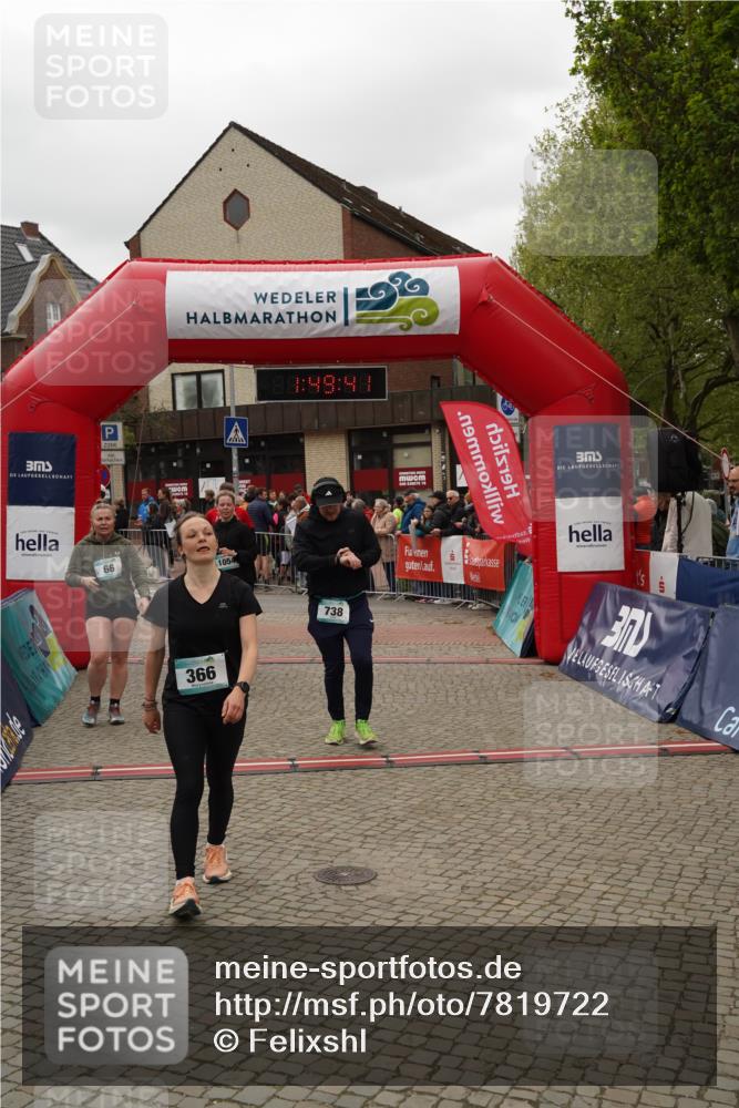 04.05.2025 - 8. Wedeler Halbmarathon Felixshl http://msf.ph/oto/7819722 04.05.2025 11:49:39 Ziel 66, 283, 366, 738, 1010, 1011, 1054, 1055 meine-sportfotos.de