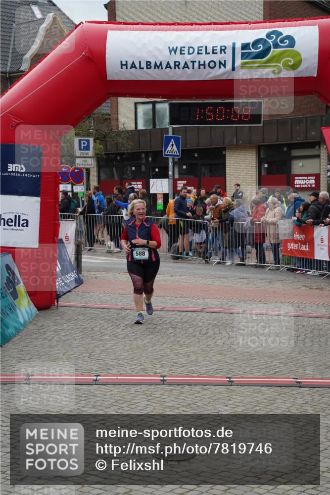 04.05.2025 - 8. Wedeler Halbmarathon Felixshl http://msf.ph/oto/7819746 04.05.2025 11:50:06 Ziel 588 meine-sportfotos.de