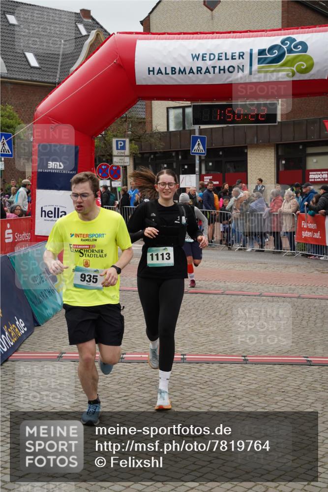 04.05.2025 - 8. Wedeler Halbmarathon Felixshl http://msf.ph/oto/7819764 04.05.2025 11:50:20 Ziel 376, 552, 935, 1113 meine-sportfotos.de