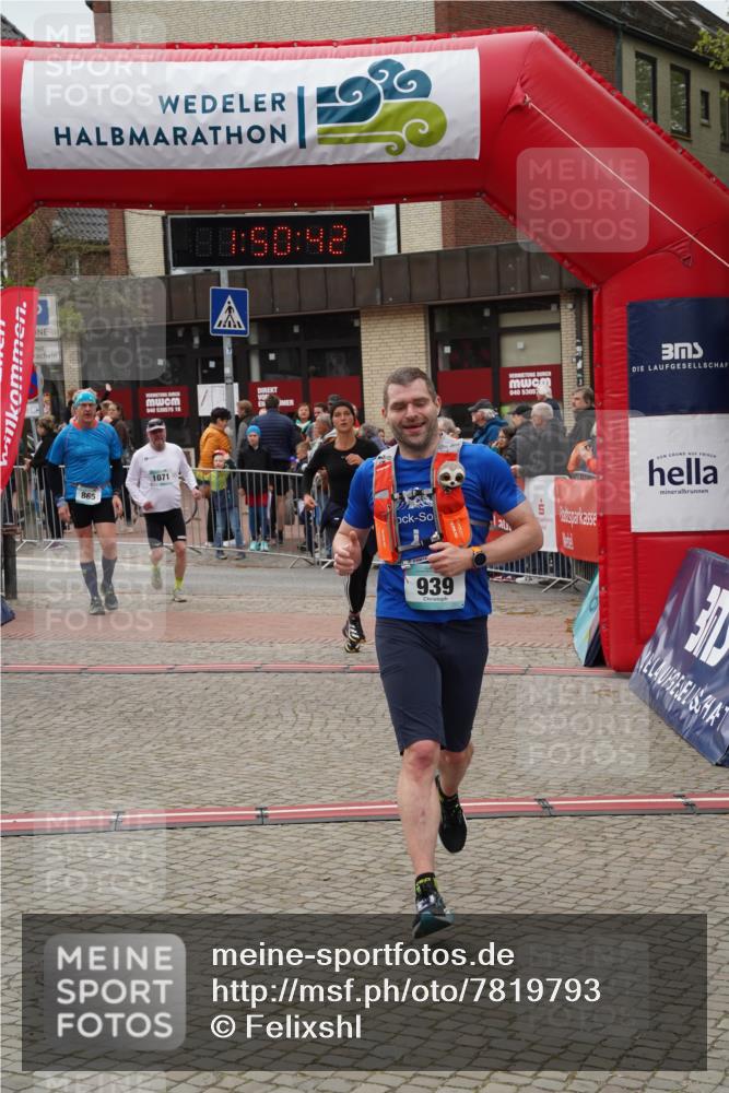04.05.2025 - 8. Wedeler Halbmarathon Felixshl http://msf.ph/oto/7819793 04.05.2025 11:50:40 Ziel 468, 865, 939, 1071 meine-sportfotos.de