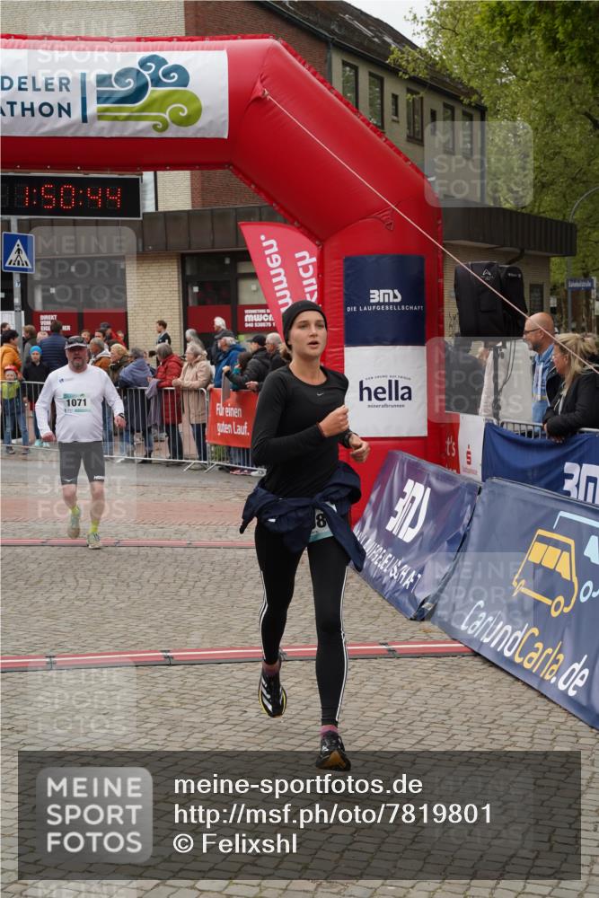 04.05.2025 - 8. Wedeler Halbmarathon Felixshl http://msf.ph/oto/7819801 04.05.2025 11:50:42 Ziel 468, 636, 865, 939, 1071 meine-sportfotos.de